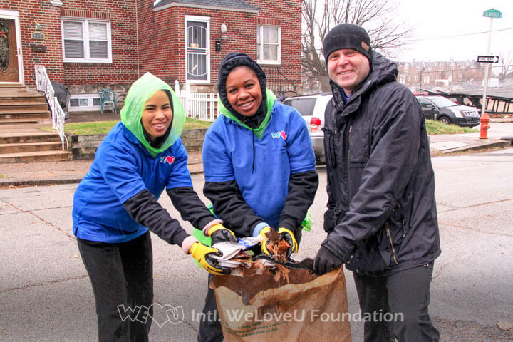 State Rep Jared Solomon with WeLoveU volunteers in Philadelphia